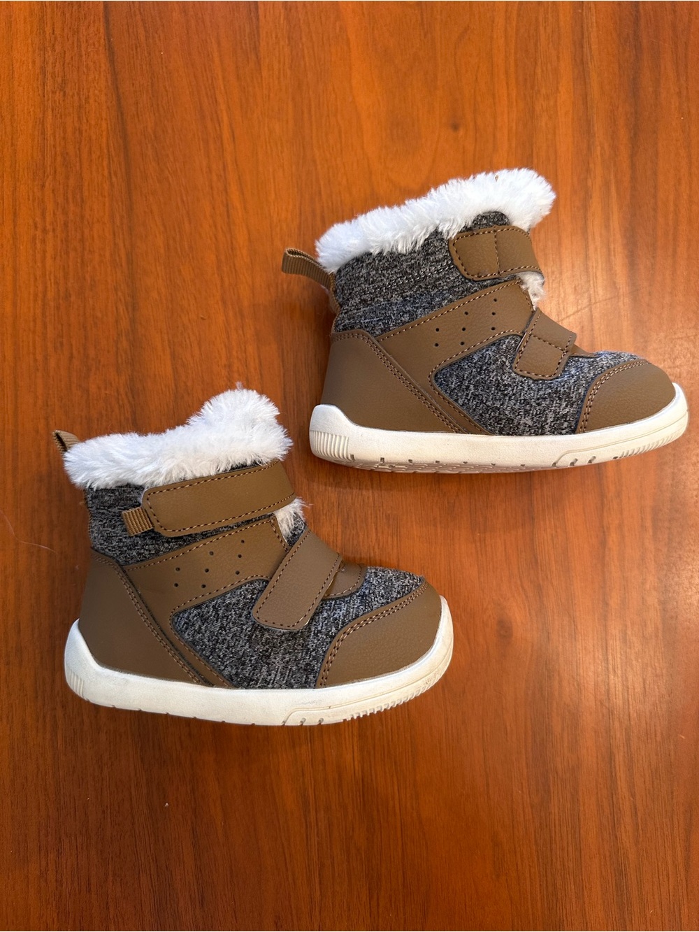 Baby Boy snow boots Brown and Gray Winter Boots with Faux Fur size 5